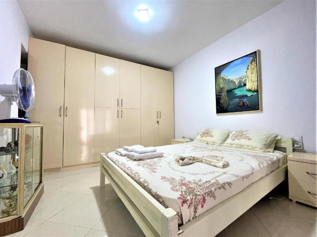 Brunari Apartment Vlorë Buitenkant foto