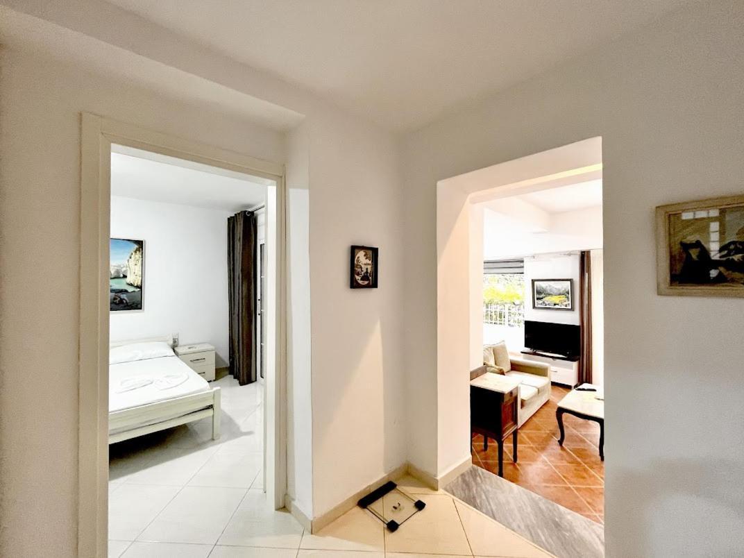Brunari Apartment Vlorë Buitenkant foto